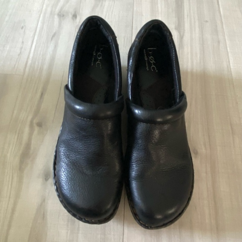 Born size 9.5 clogs black leather professional shoes